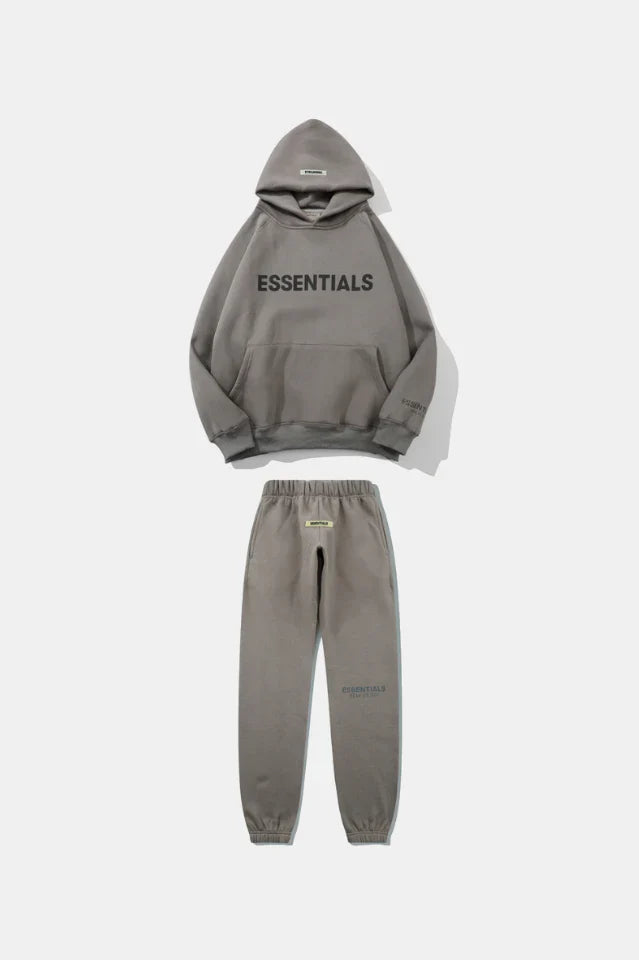 Ylva | ESSENTIALS TRACKSUIT