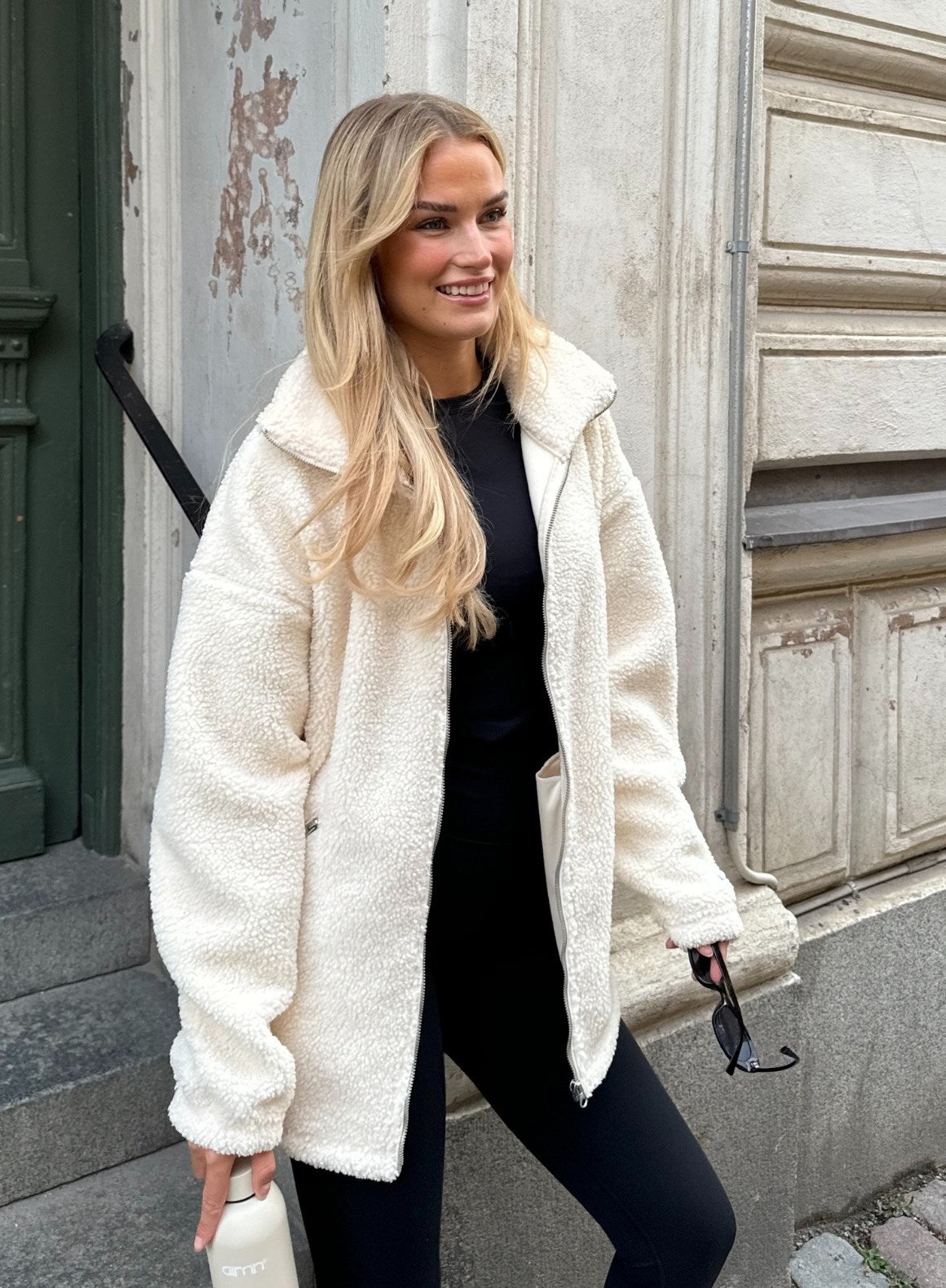 Maja | Almond White Frottejakk - UTSOLGT