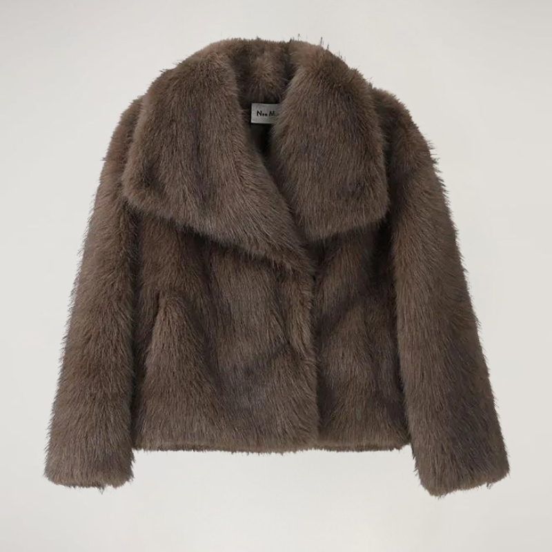Alvhild | VelvetFur Luxe Kåpe