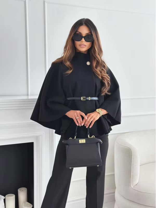Selina | Cape-bluse