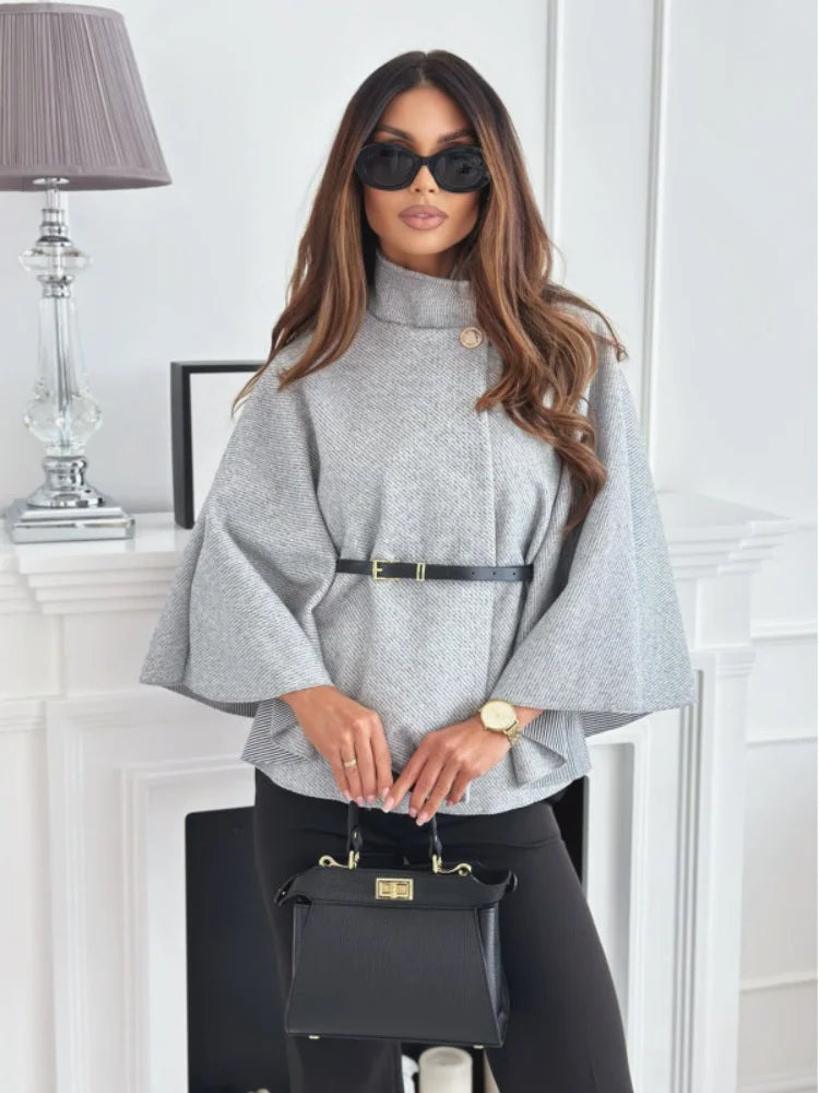 Selina | Cape-bluse