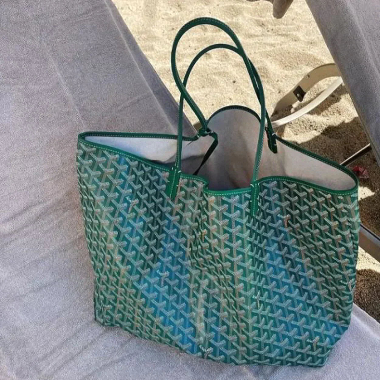 Ingrid | Shopper med monogramdetaljer